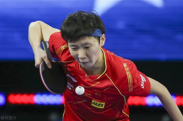 队友长传后 队友长传后