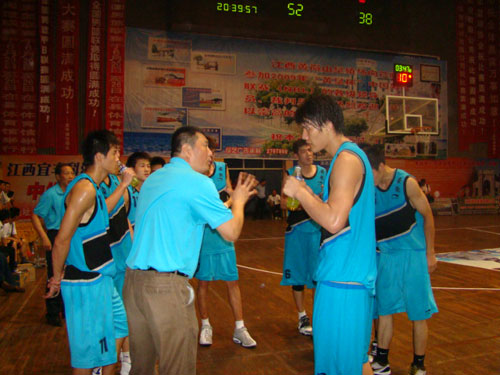 更衣室共识